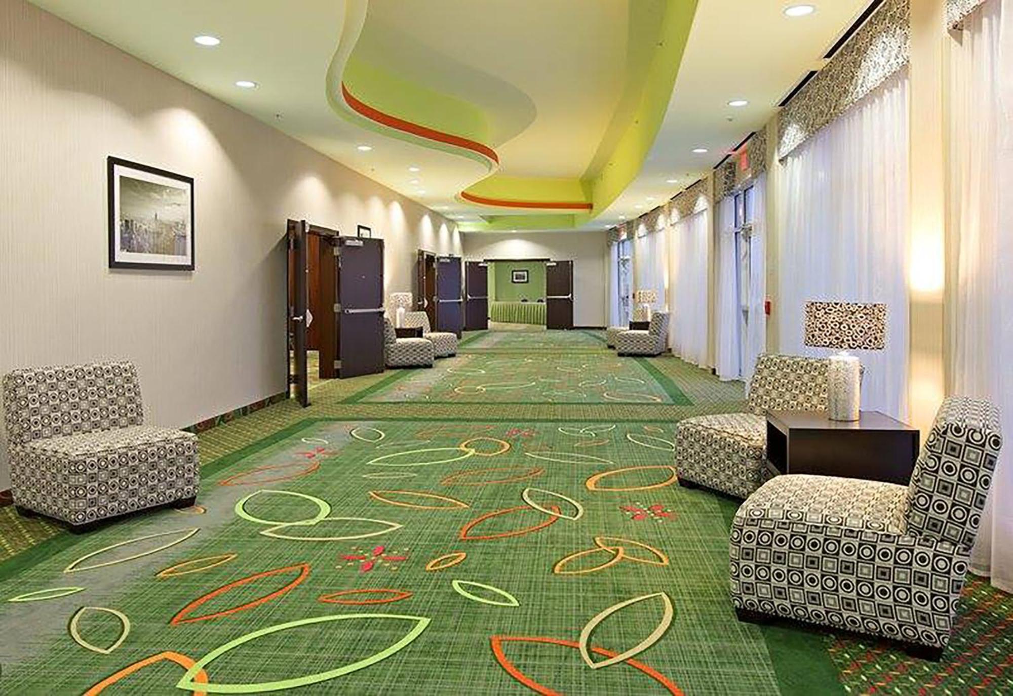 Holiday Inn Garland By Ihg מראה חיצוני תמונה