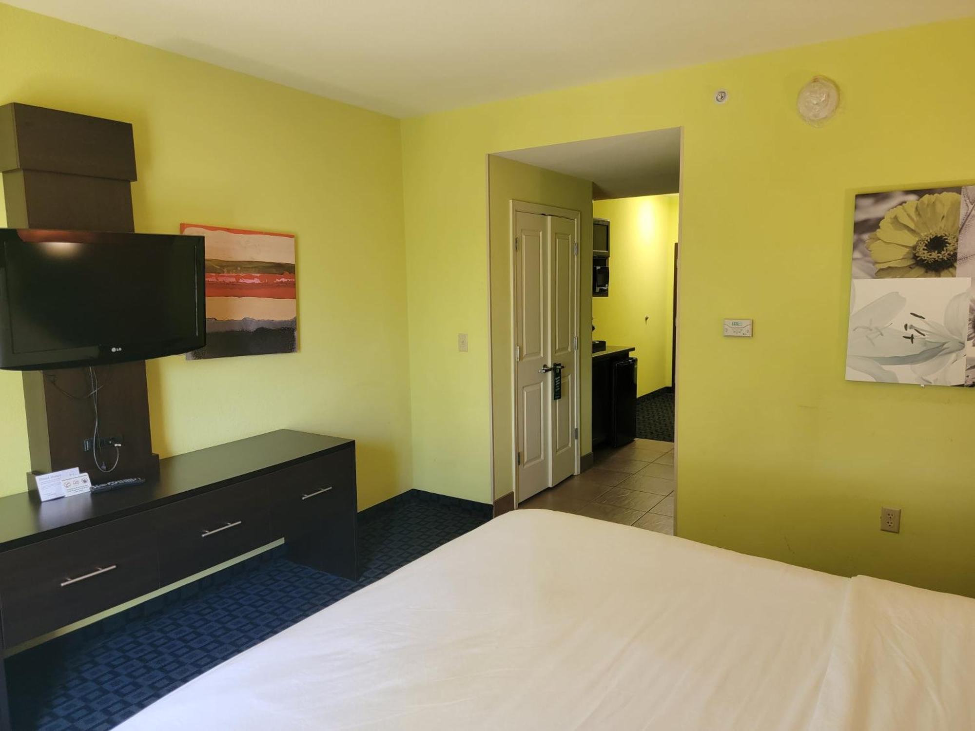 Holiday Inn Garland By Ihg מראה חיצוני תמונה